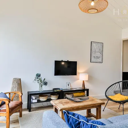 Maison De Surfeurs, Idealement Situee لي سابلِ دولونْ