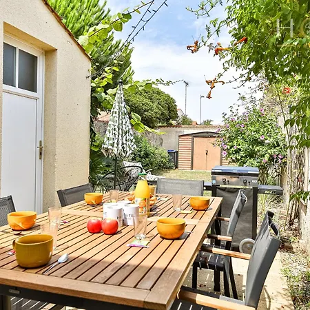 Maison De Surfeurs, Idéalement Située Les Sables-dʼOlonne