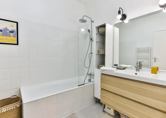 Maison De Surfeurs, Idealement Situee Les Sables-dʼOlonne