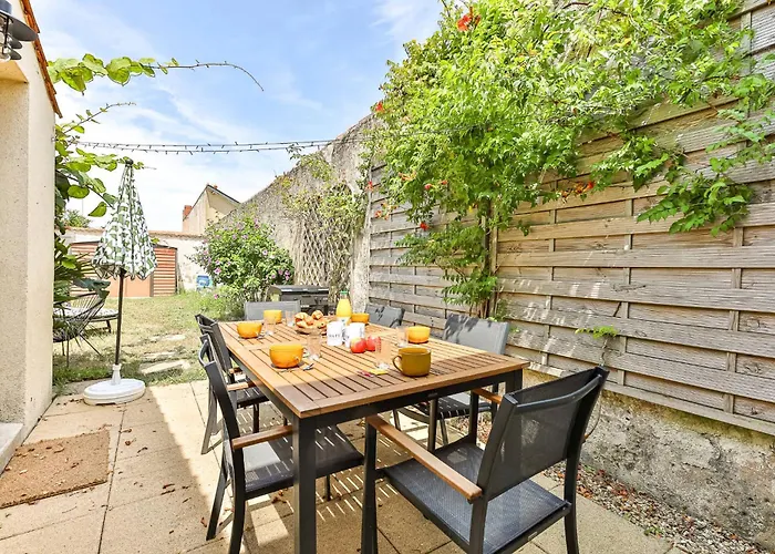 Maison De Surfeurs, Idealement Situee * Les Sables-dʼOlonne