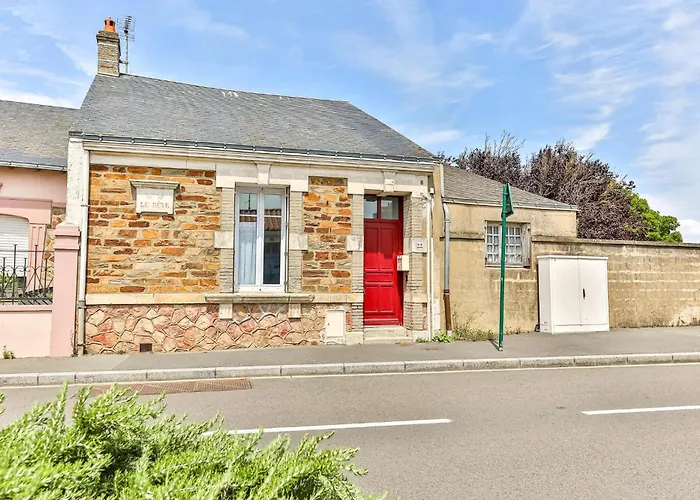 Maison De Surfeurs, Idealement Situee